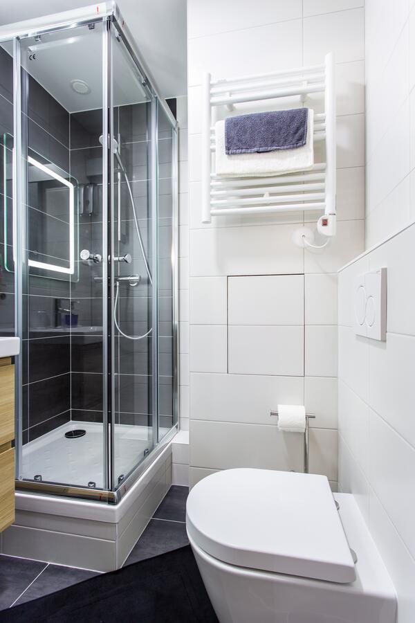 D&E - Paris-Disney - Holidays Apartment - Appartement De Vacances - 5 Chambres- 5 Sdb - 5 Bedrooms - 5 Bathrooms - Netflix Шан-сюр-Марн Экстерьер фото